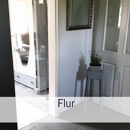 - Hunde Willkommen, Nicht Nur Geduldet - Hoher Zaun - Terrasse - Infrarotkabine - Familienfreundlich Ferienhaus