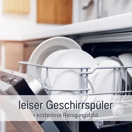 - Hunde Willkommen, Nicht Nur Geduldet - Hoher Zaun - Terrasse - Infrarotkabine - Familienfreundlich Ferienhaus Odisheim