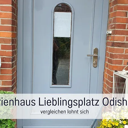 - Hunde Willkommen, Nicht Nur Geduldet - Hoher Zaun - Terrasse - Infrarotkabine - Familienfreundlich
